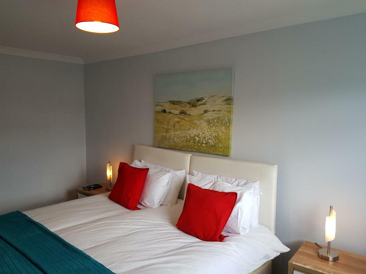 Penllech House - Huku Kwetu Notts - 3 Bedroom Spacious Lovely And Cosy With A Free Parking- Affordable And Suitable To Group Business Travellers Ноттингем Экстерьер фото